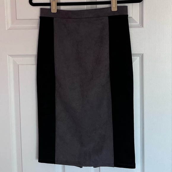 Bebe microsuede pencil skirt size small - Picture 2 of 9